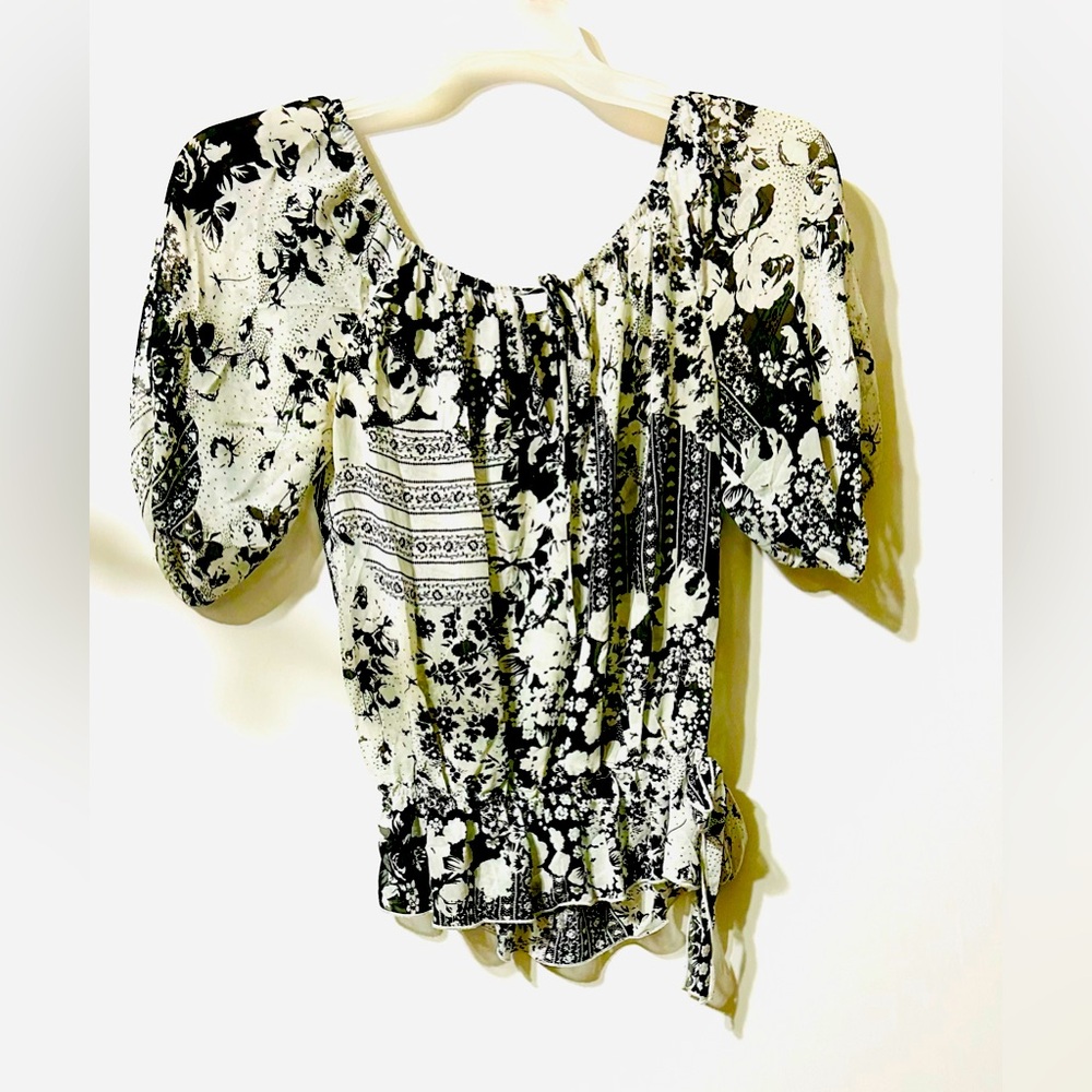 Copper Key sheer black & white floral print blouse